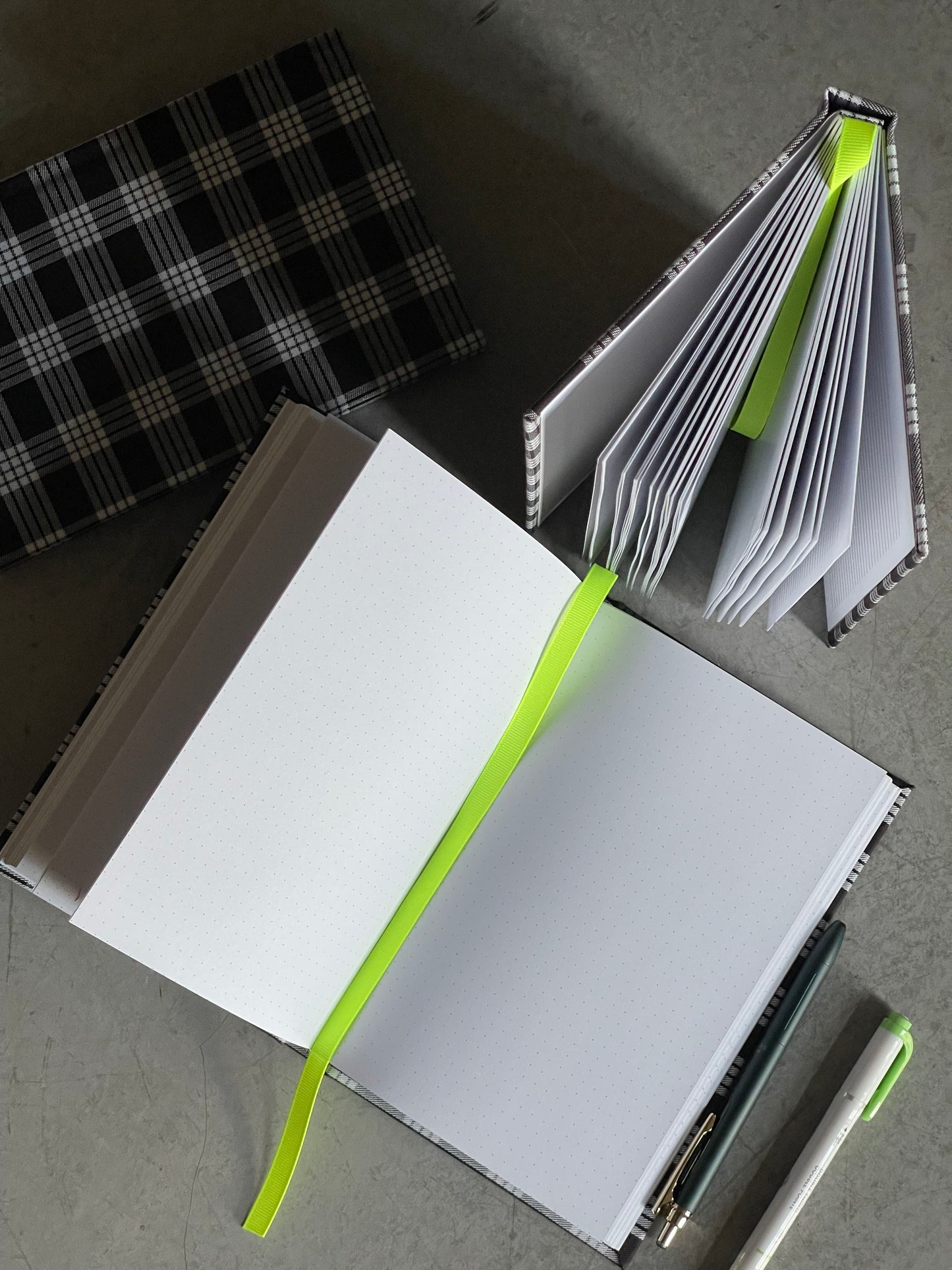 Palaka Notebook (Black)